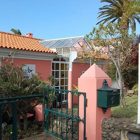 & Art Falesia Canico (Madeira)